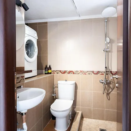 Διαμέρισμα Pomegranate Luxury Penthouse Maisonette With Beautiful Terrace & Free Parking By Binobi ! Θεσσαλονίκη