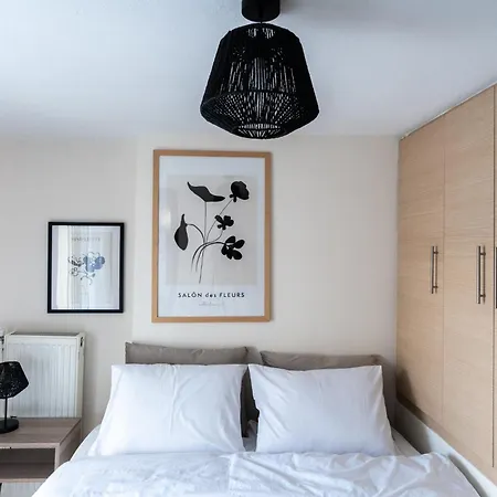 Διαμέρισμα Pomegranate Luxury Penthouse Maisonette With Beautiful Terrace & Free Parking By Binobi ! *