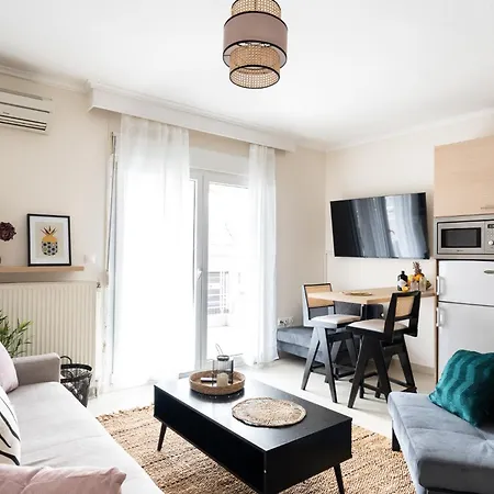 Pomegranate Luxury Penthouse Maisonette With Beautiful Terrace & Free Parking By Binobi !