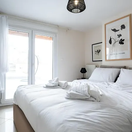 Διαμέρισμα Pomegranate Luxury Penthouse Maisonette With Beautiful Terrace & Free Parking By Binobi ! Θεσσαλονίκη