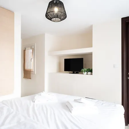 Διαμέρισμα Pomegranate Luxury Penthouse Maisonette With Beautiful Terrace & Free Parking By Binobi ! *
